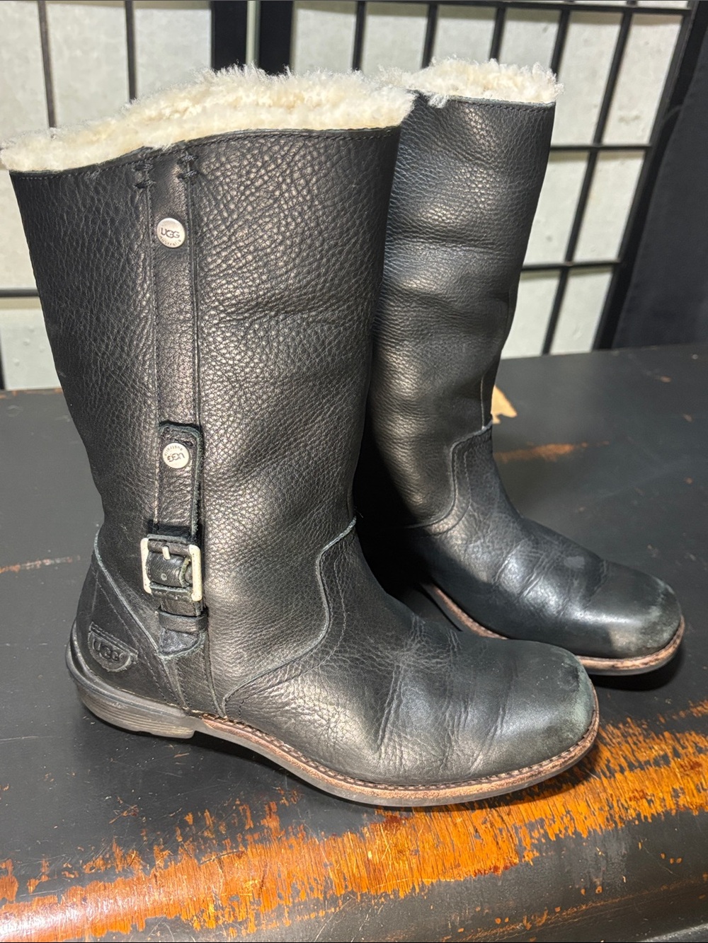 UGG Australia Bellevue Black Leather Shearling Moto Boots - Style 5745